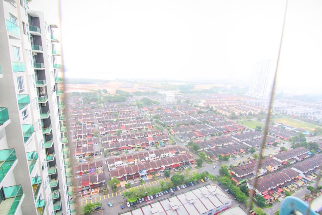 D'Calton Seaview Apartment ジョホールバル エクステリア 写真